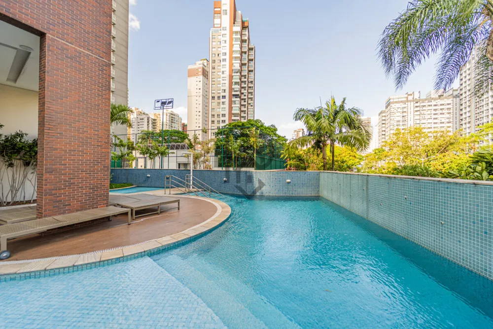 Apartamento, 3 quartos, 270 m² - Foto 2