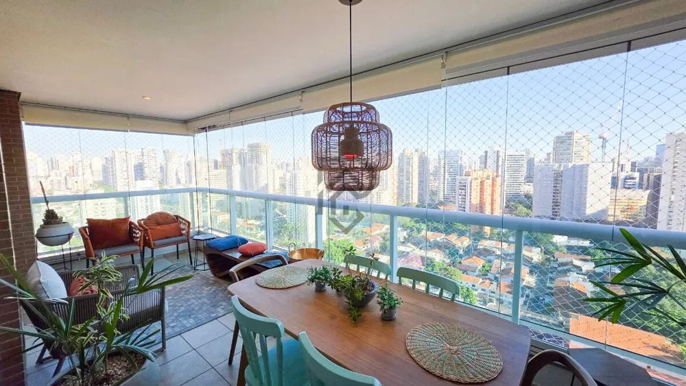 Apartamento, 3 quartos, 130 m² - Foto 1