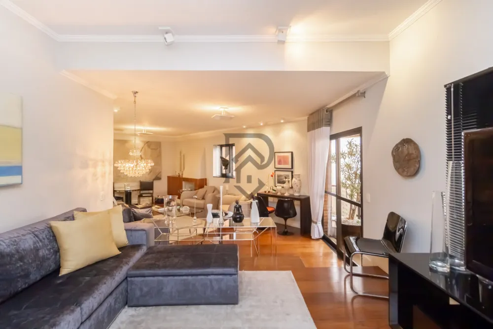 Apartamento, 4 quartos, 218 m² - Foto 1