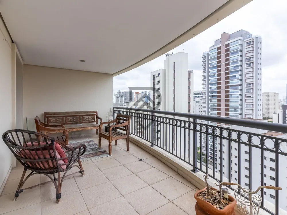 Apartamento, 3 quartos, 171 m² - Foto 1