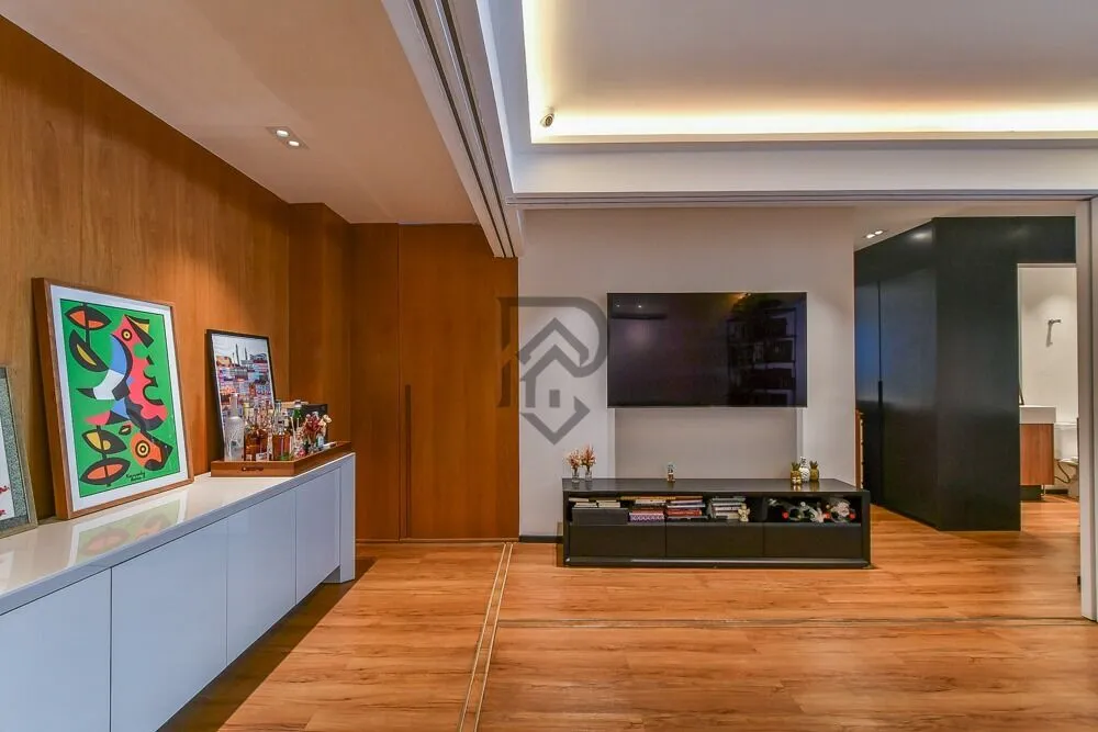 Apartamento, 1 quarto, 156 m² - Foto 2