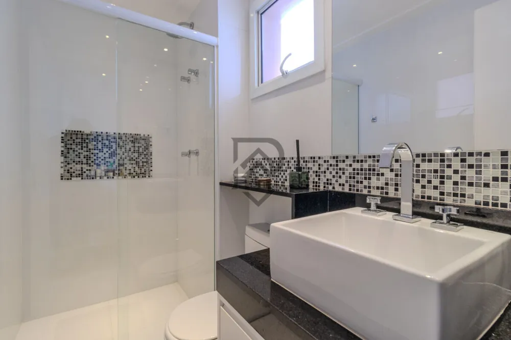 Apartamento, 3 quartos, 134 m² - Foto 2