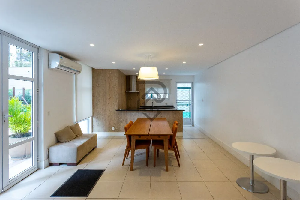Apartamento, 3 quartos, 131 m² - Foto 2