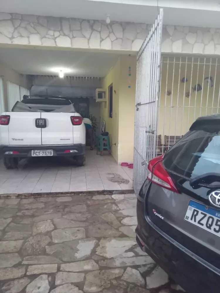 Casa à venda com 3 quartos, 100m² - Foto 2