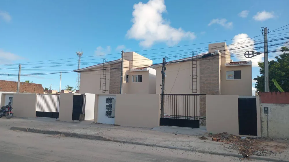 Casa, 2 quartos, 52 m² - Foto 1
