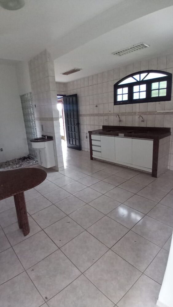 Casa de Condomínio à venda, 200m² - Foto 4