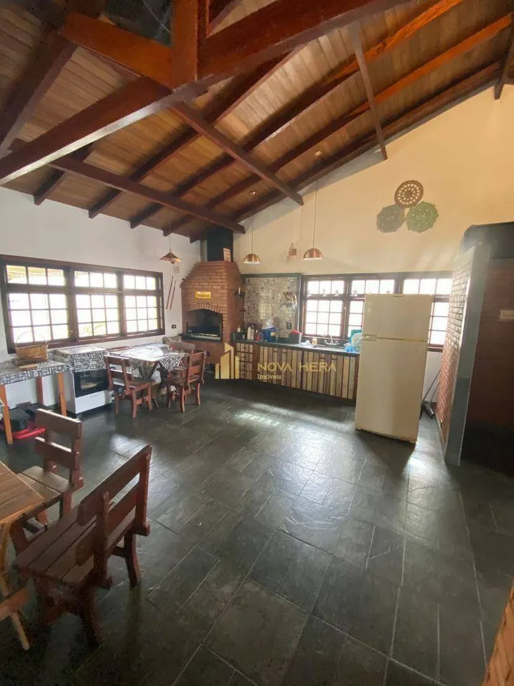 Casa, 3 quartos, 269 m² - Foto 8