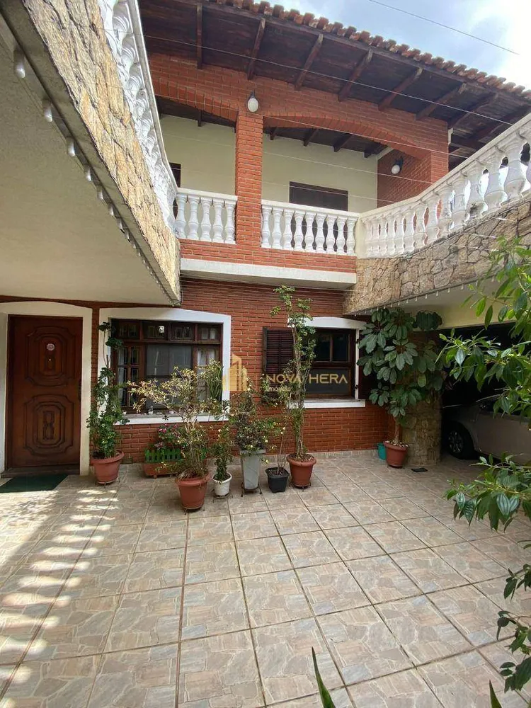 Casa, 3 quartos, 269 m² - Foto 3
