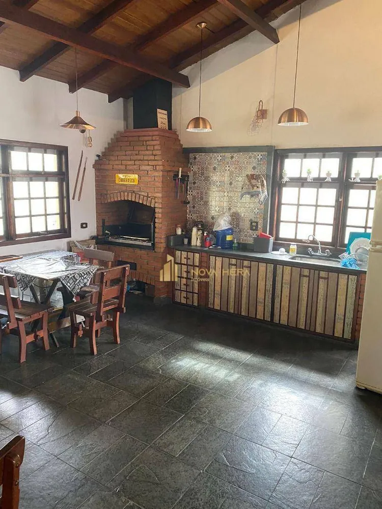 Casa, 3 quartos, 269 m² - Foto 9