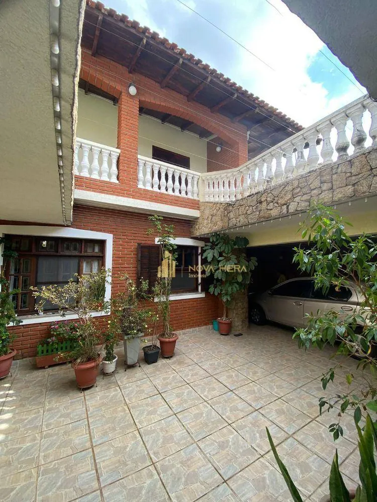 Casa, 3 quartos, 269 m² - Foto 4