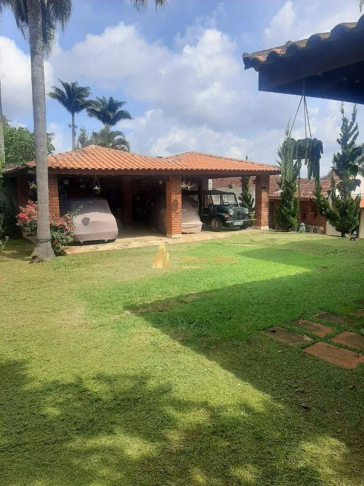 Chácara, 3 quartos, 1200 m² - Foto 1