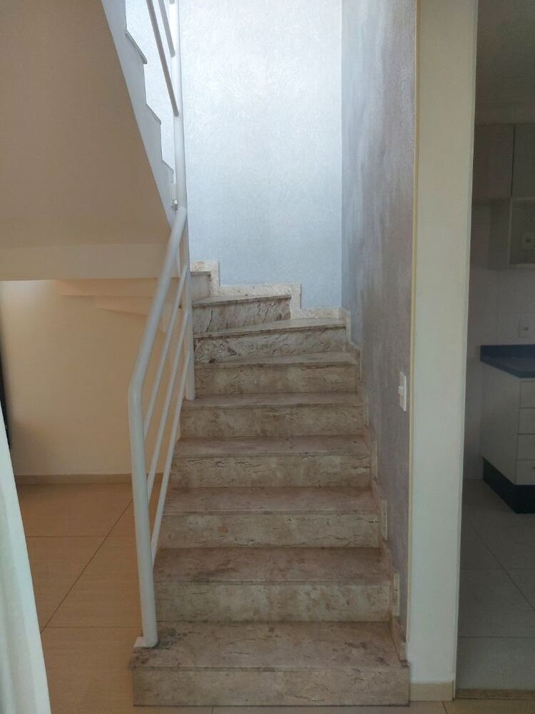 Cobertura à venda com 2 quartos, 90m² - Foto 2