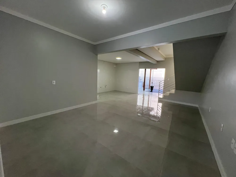Casa, 3 quartos, 168 m² - Foto 1