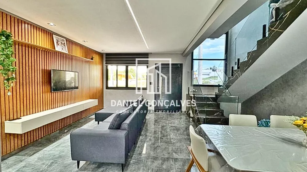 Casa, 3 quartos, 166 m² - Foto 1