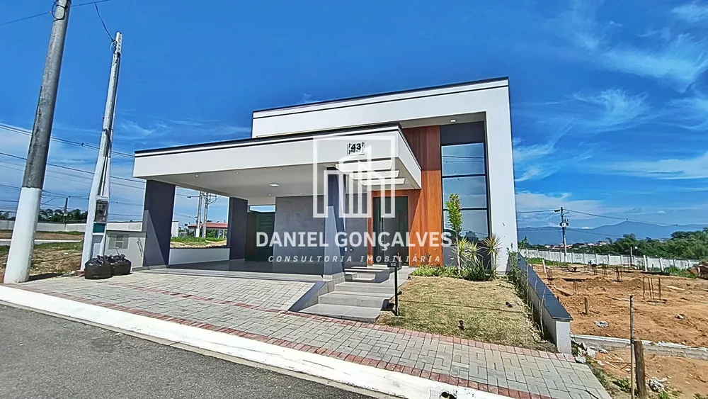 Casa, 3 quartos, 148 m² - Foto 1