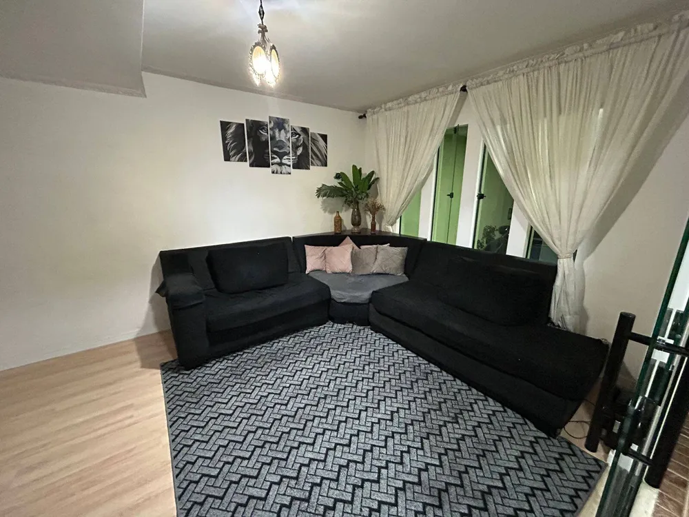 Casa, 3 quartos, 219 m² - Foto 2