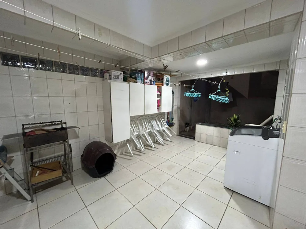 Casa, 3 quartos, 219 m² - Foto 12