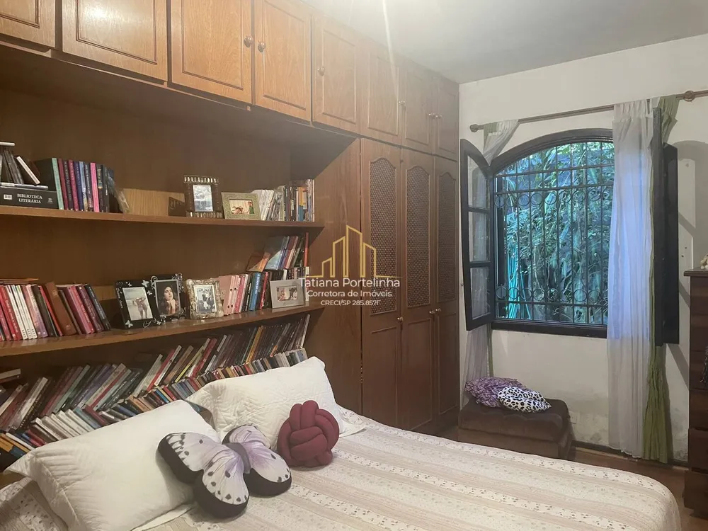 Casa, 5 quartos, 1617 m² - Foto 1