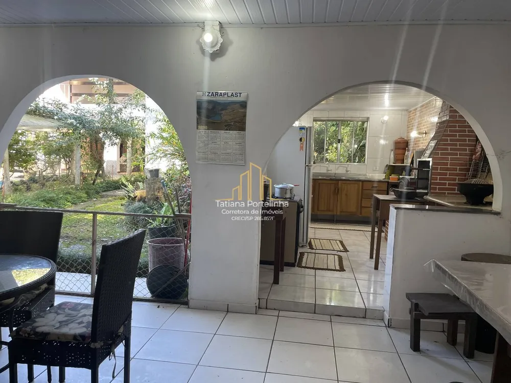 Casa, 5 quartos, 1617 m² - Foto 2
