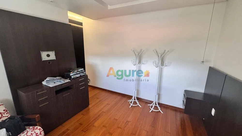 Apartamento, 3 quartos, 135 m² - Foto 4