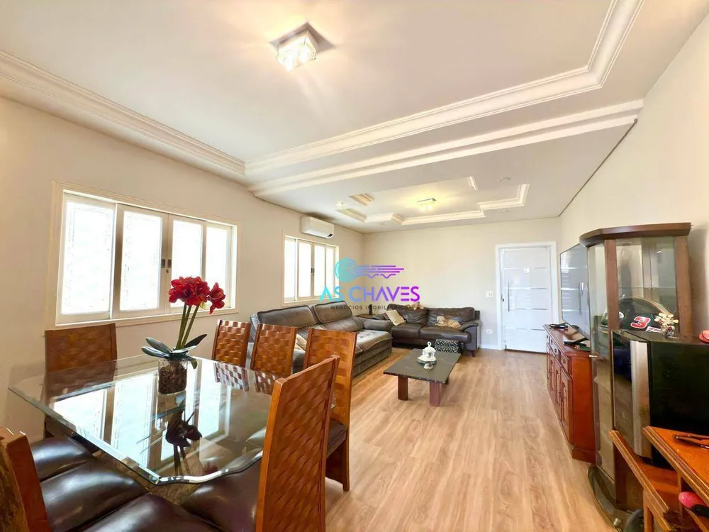 Casa, 3 quartos, 205 m² - Foto 4