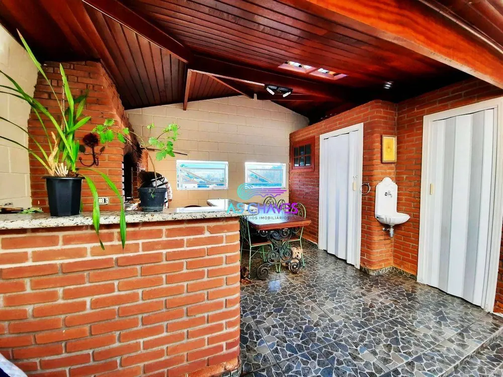 Casa, 3 quartos, 205 m² - Foto 13