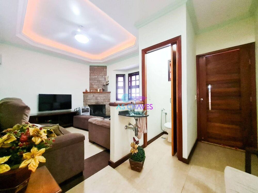 Casa, 2 quartos, 130 m² - Foto 1