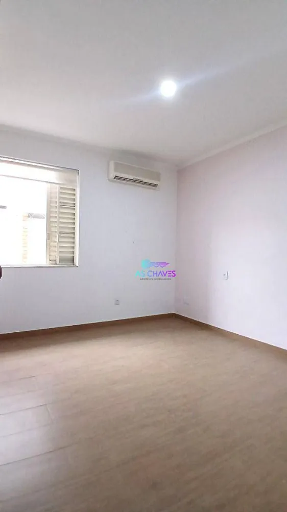 Casa, 3 quartos, 194 m² - Foto 11