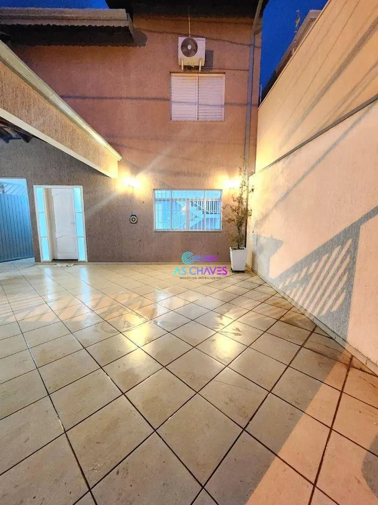 Casa, 3 quartos, 173 m² - Foto 2