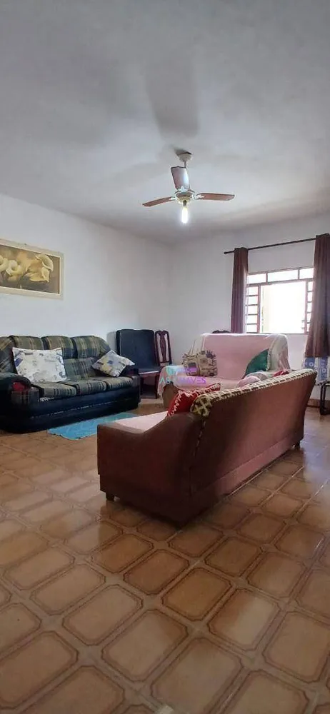 Chácara, 2 quartos, 2685 m² - Foto 5