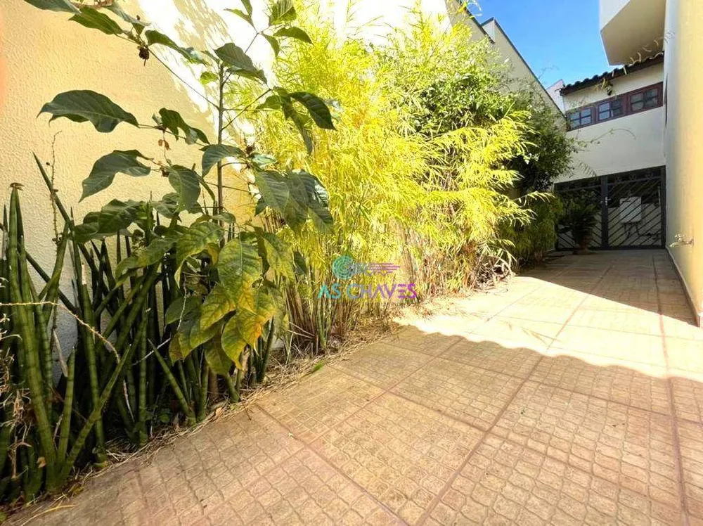Casa, 3 quartos, 230 m² - Foto 14