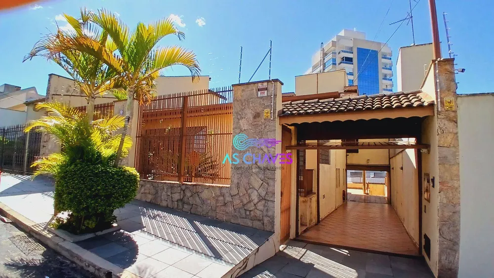 Casa, 4 quartos, 355 m² - Foto 2