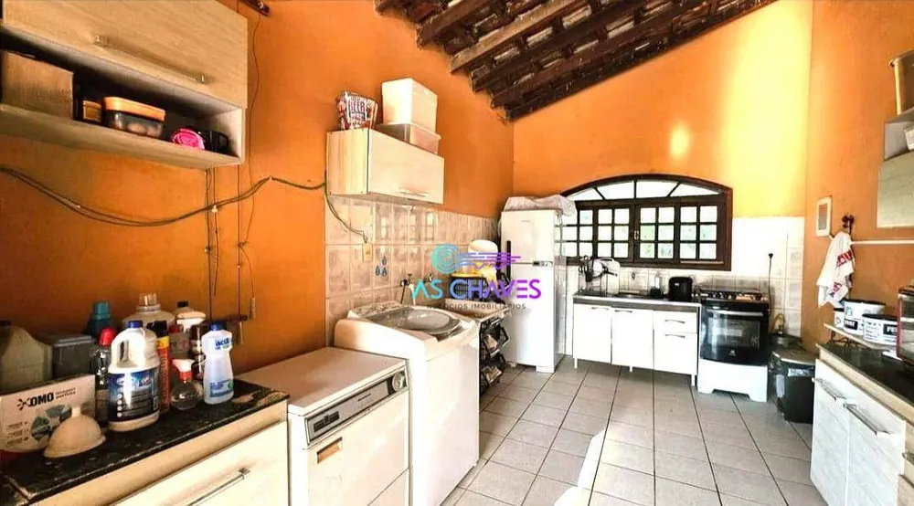 Chácara, 3 quartos, 659 m² - Foto 2