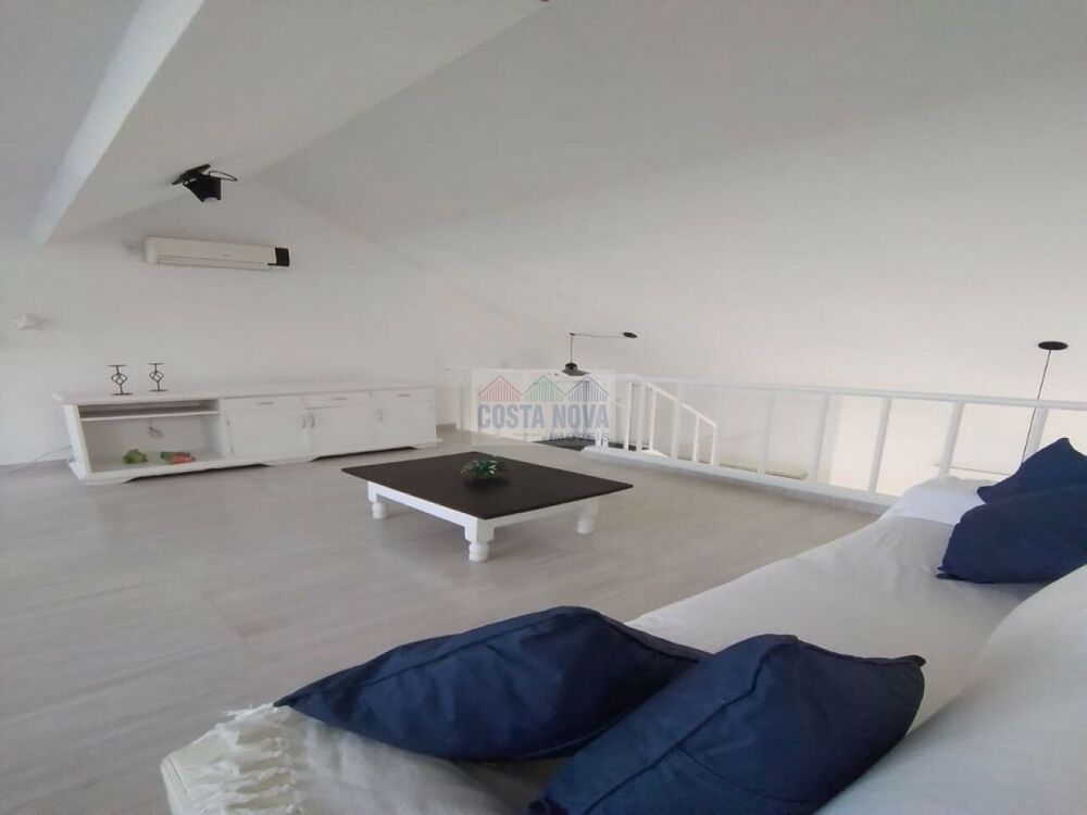 Apartamento, 3 quartos, 210 m² - Foto 1