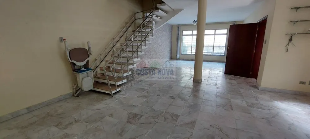 Casa, 3 quartos, 330 m² - Foto 1