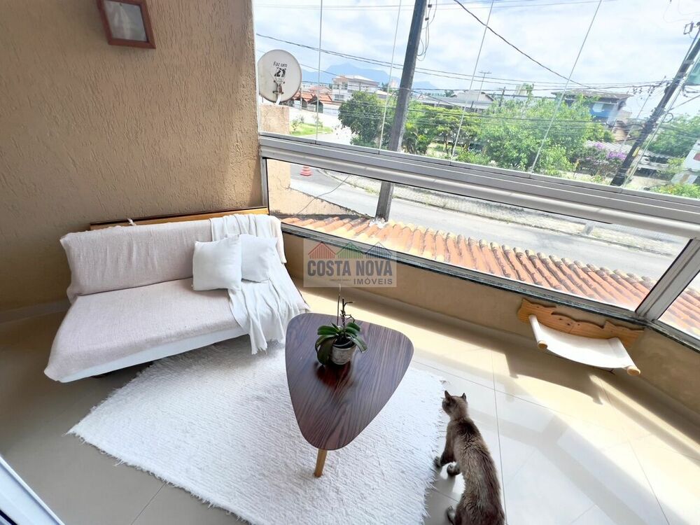 Casa, 3 quartos, 128 m² - Foto 2