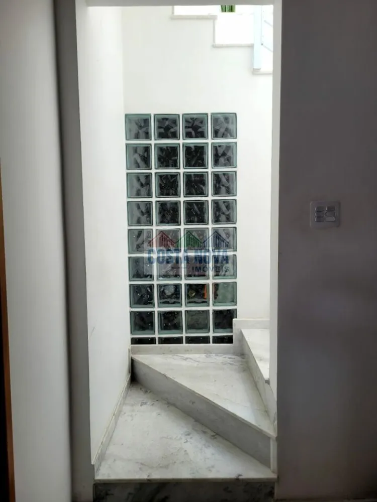 Casa, 4 quartos, 220 m² - Foto 2