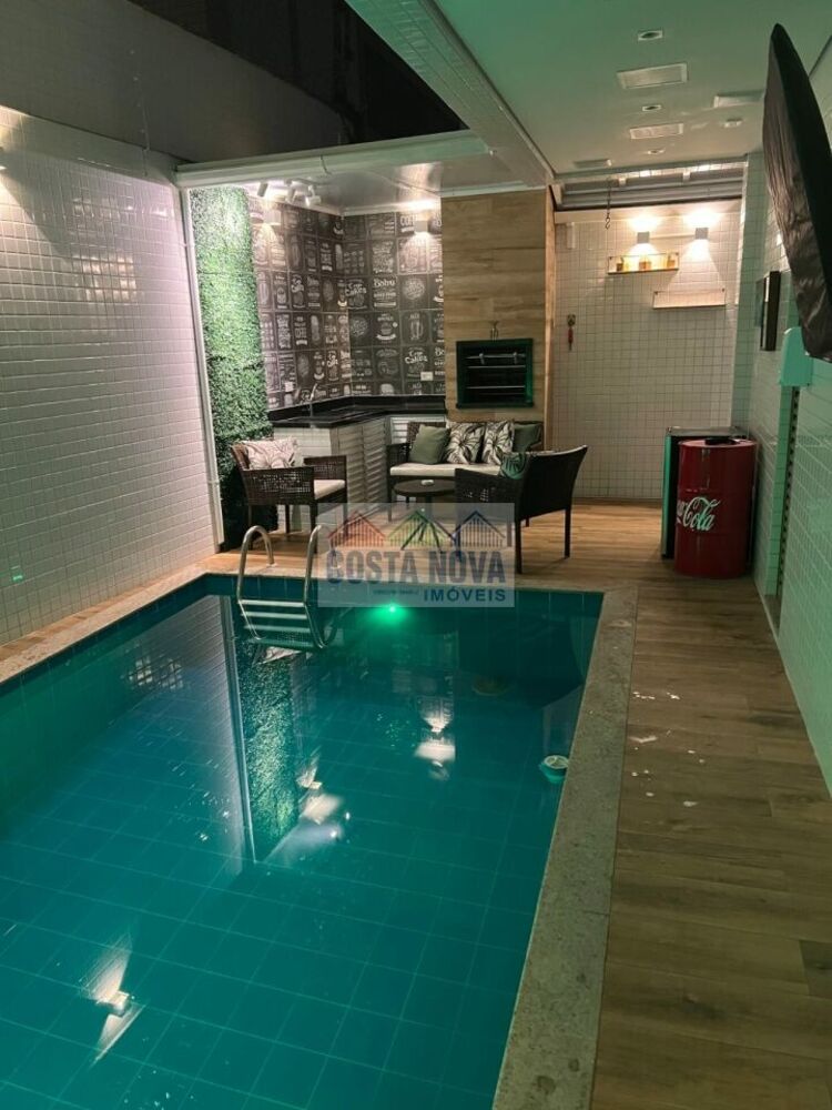 Casa, 3 quartos, 250 m² - Foto 1