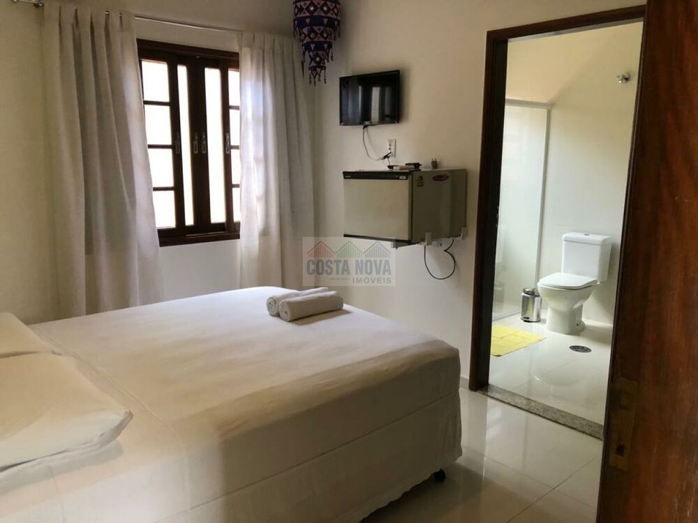 Casa, 7 quartos, 234 m² - Foto 2