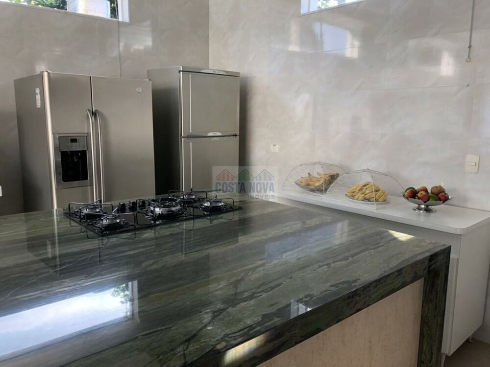Casa, 7 quartos, 234 m² - Foto 1