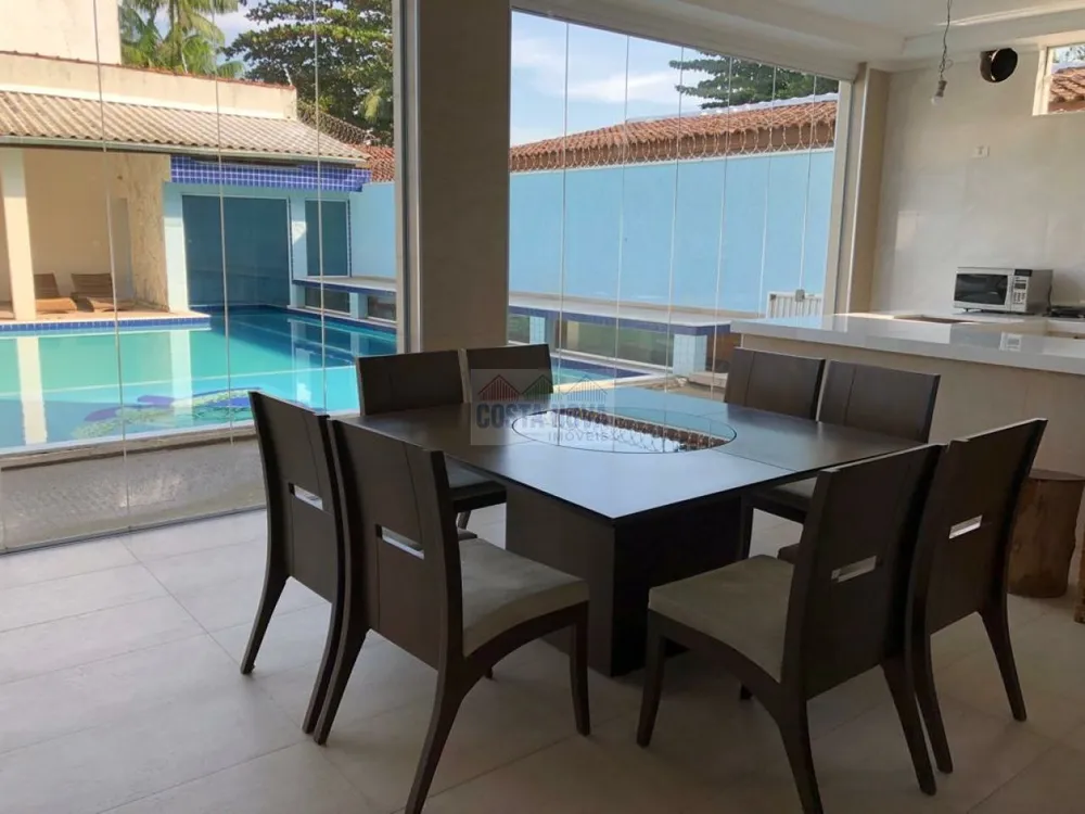 Casa, 7 quartos, 234 m² - Foto 2