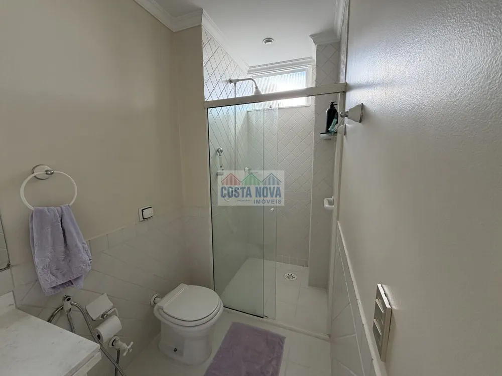 Apartamento, 3 quartos, 300 m² - Foto 1