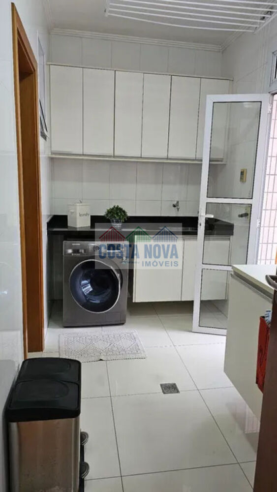 Apartamento, 2 quartos, 217 m² - Foto 1