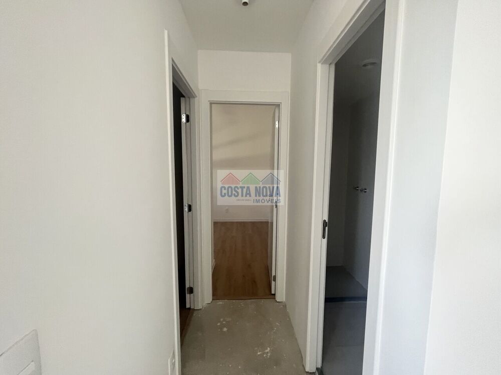Apartamento à venda com 2 quartos, 43m² - Foto 4