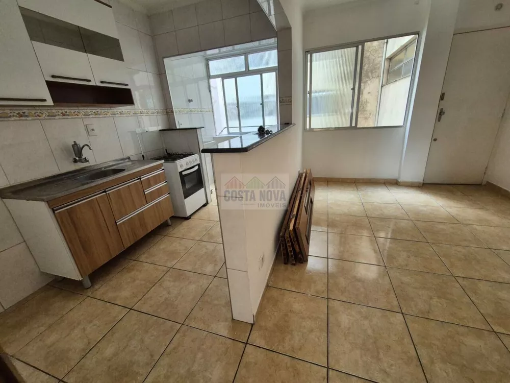 Apartamento à venda com 1 quarto, 42m² - Foto 1