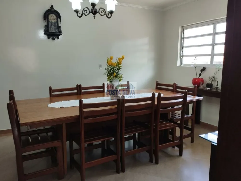 Casa, 3 quartos, 300 m² - Foto 2