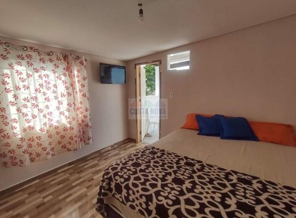 Casa, 5 quartos, 325 m² - Foto 2