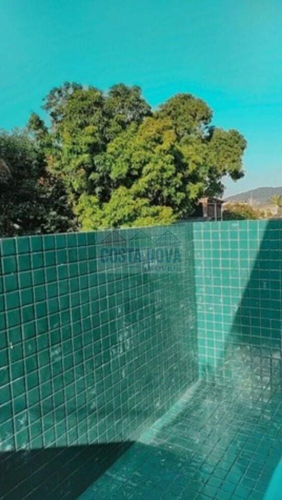 Casa, 5 quartos, 325 m² - Foto 4
