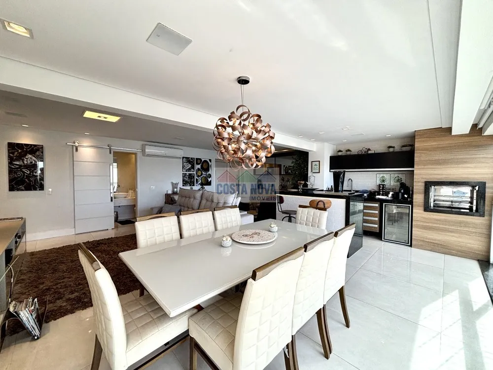 Apartamento, 3 quartos, 132 m² - Foto 1