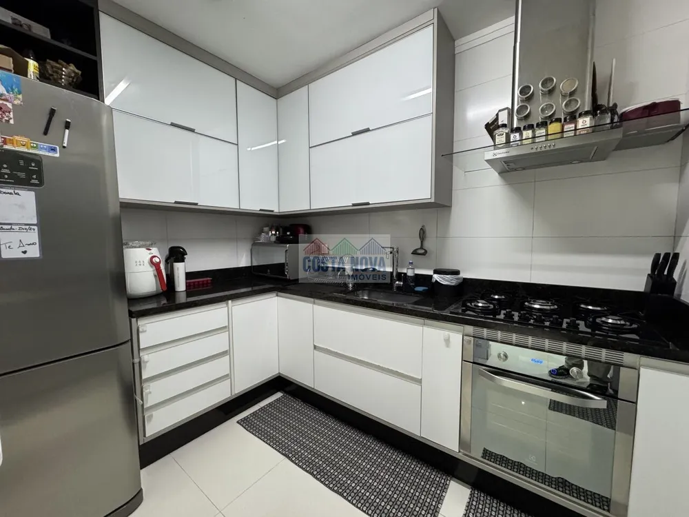 Casa, 3 quartos, 180 m² - Foto 3
